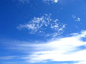 台風一過の青い空